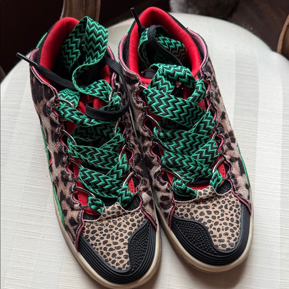 Leopard Print Women's Sneakers with Green Laces